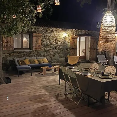 Bergerie Baracco Argia, Piscine, Maquis Et Tradition Corse Pour 6 Personnes *