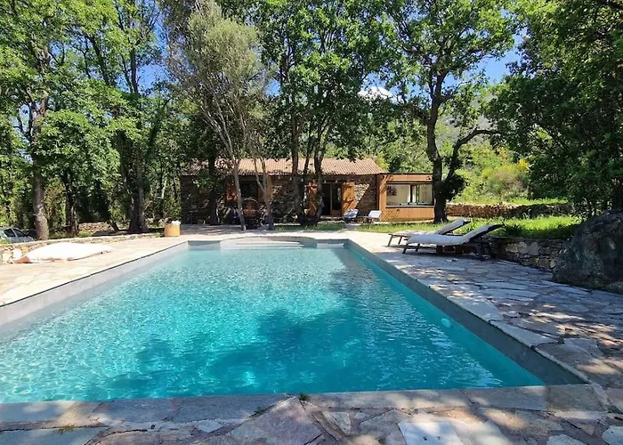 Bergerie Baracco Argia, Piscine, Maquis Et Tradition Corse Pour 6 Personnes *