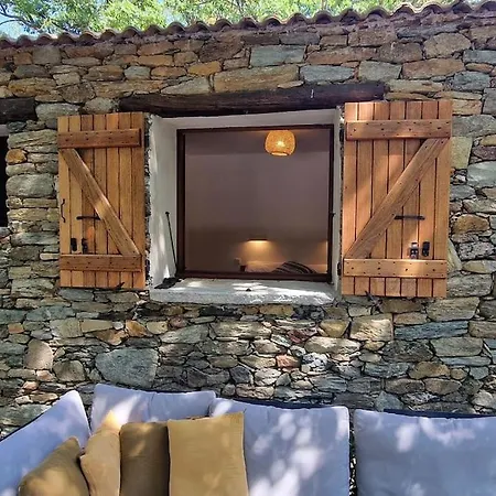 Bergerie Baracco Argia, Piscine, Maquis Et Tradition Corse Pour 6 Personnes