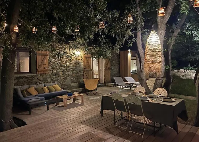 Bergerie Baracco Argia, Piscine, Maquis Et Tradition Corse Pour 6 Personnes *